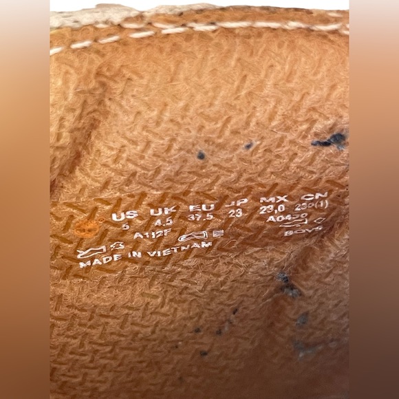 Timberland Lace Up Quilted top Premium Creme Taupe Boots Sz5 Sz37.5 - Picture 11 of 11